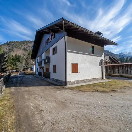 Guesthost - Casa Margherita - Lägenhet Valbruna